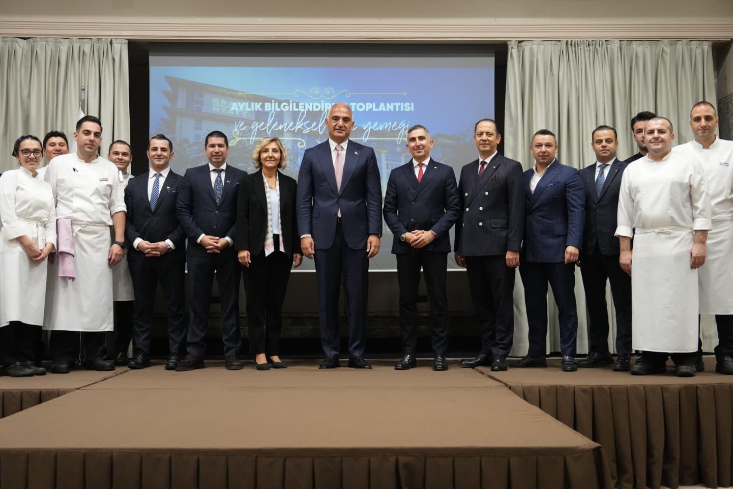 TÜRKİYE, İLK 9 AYLIK TURİZM GELİRİNDE CUMHURİYET TARİHİNİN ZİRVESİNDE